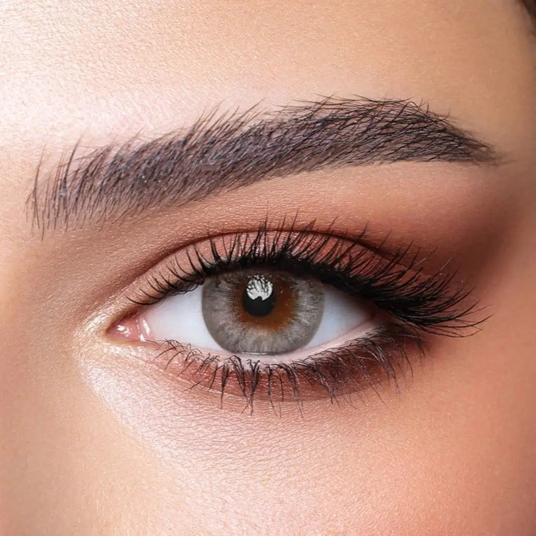 عدسات بيلا دايموند كولور الشهرية - فضي ميست