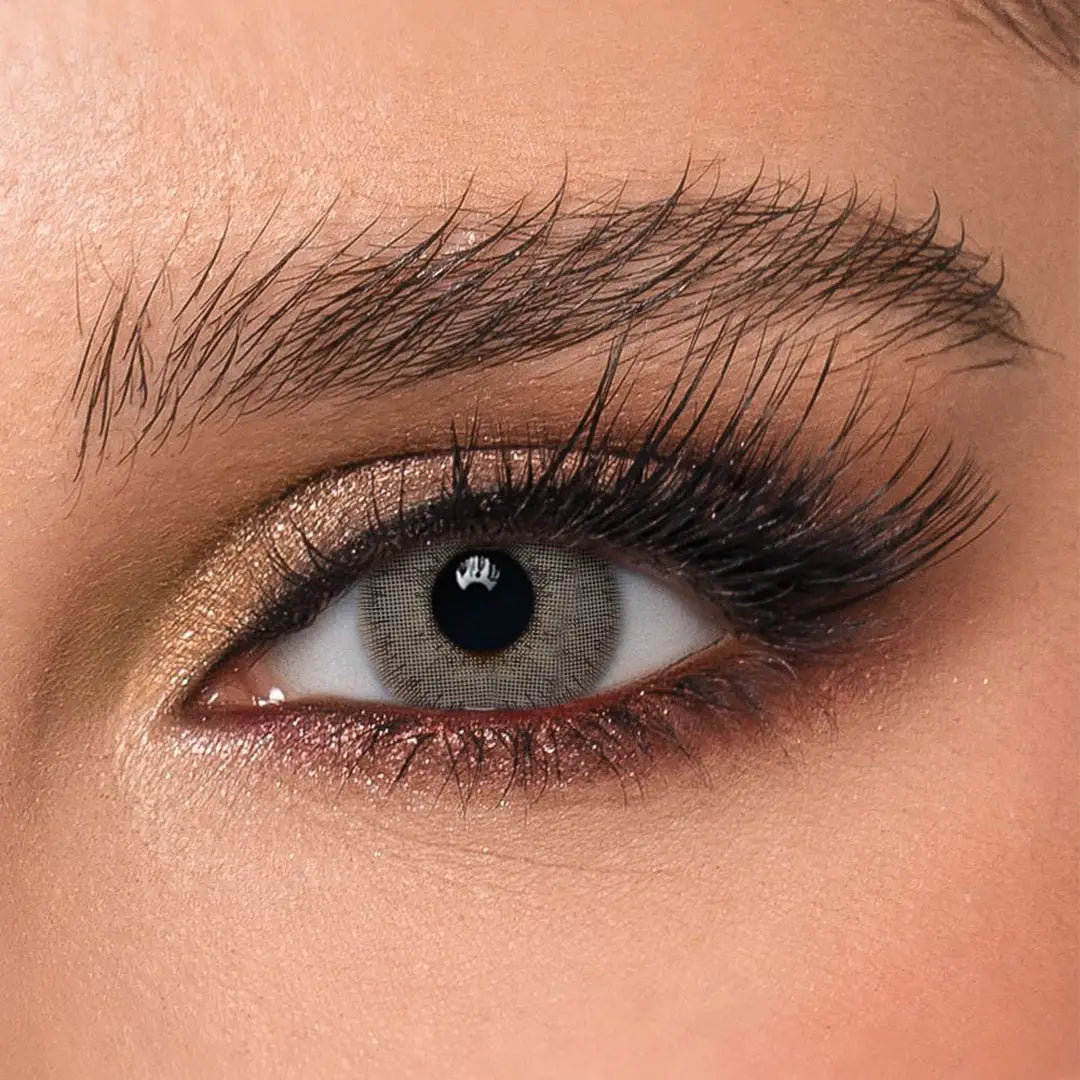 عدسات بيلا داي كولور الشهرية - لون فضي دانتيل